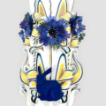Osterkerze mit fröhlicher Osterhase Figur in Blau, handgeschnitzte Kerze mit 3 Blumen verziert