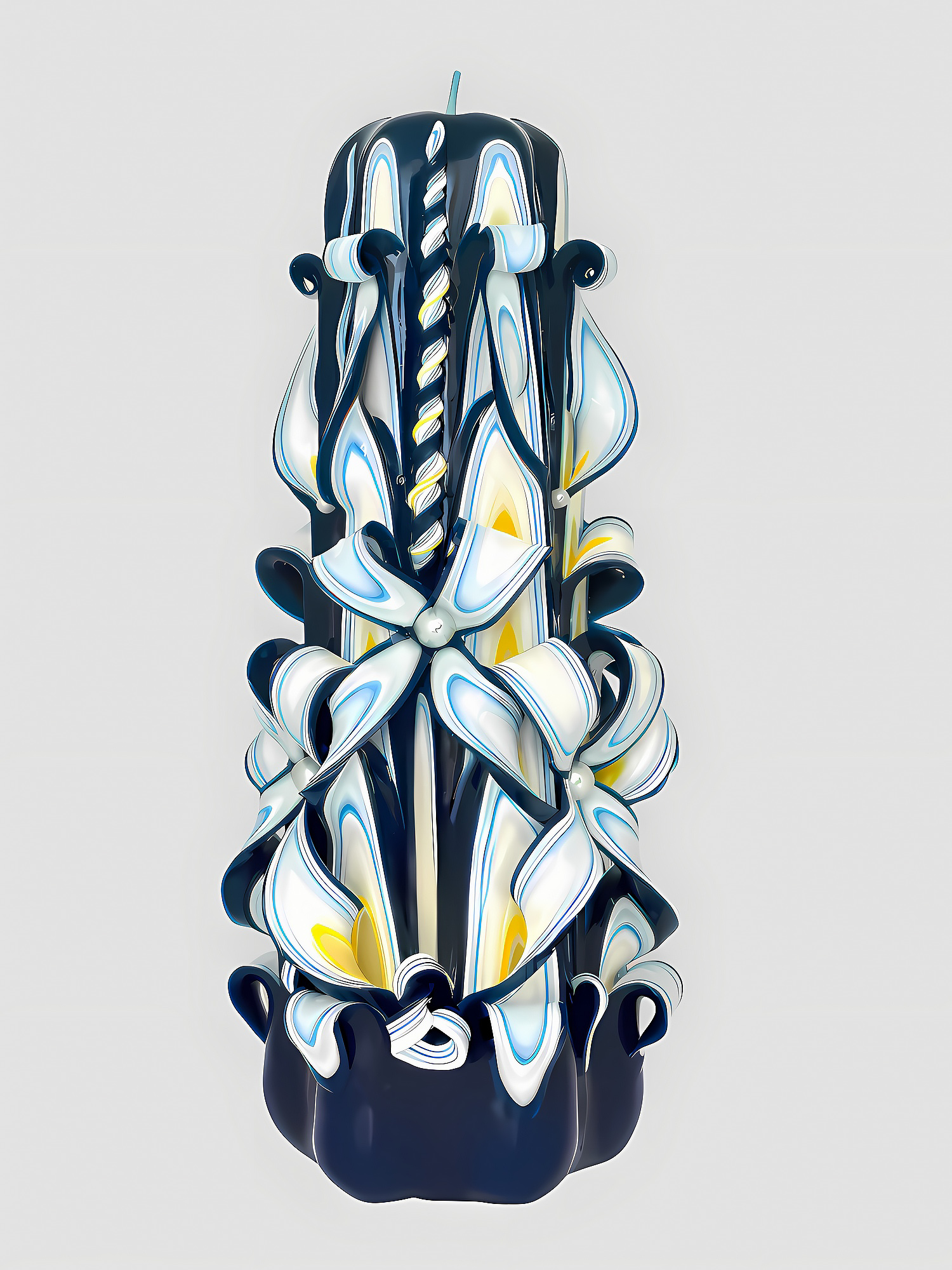 Handgeschnitzte Paraffinkerze 6-eckig und kegelförmig, in elegantem Nachtblau mit filigranen Schnitzelementen. Schnittstellen leuchten Gelb